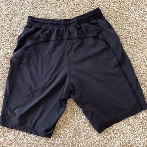 Lululemon Pace Breaker 9 inch linerless shorts